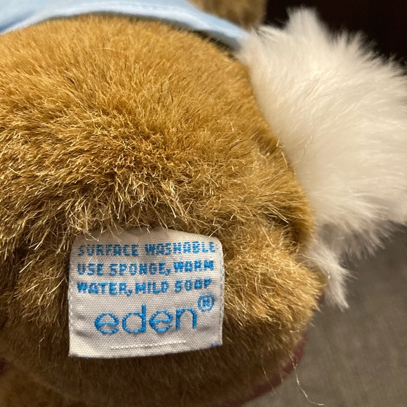 Vintage Wedgwood Peter Rabbit Set and Stuffed Animal - Picture 9 of 10